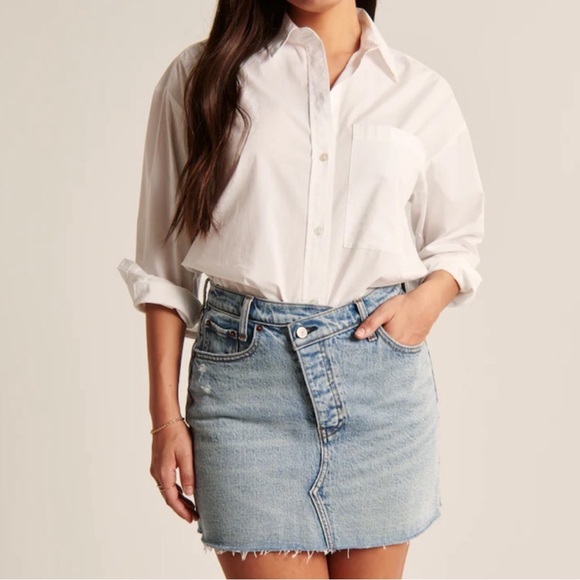 NWT - Abercrombie & Fitch - Curve Love The 90's Micro Mini Denim Skirt - Black - Picture 5 of 9